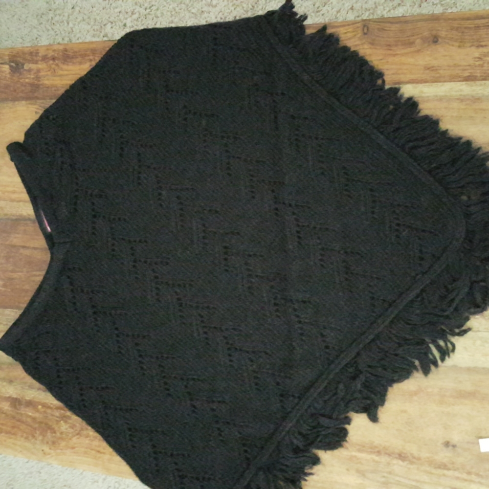 NWOT Vintage Boho Hippie Black Crochet Fringe Knit Poncho Sweater